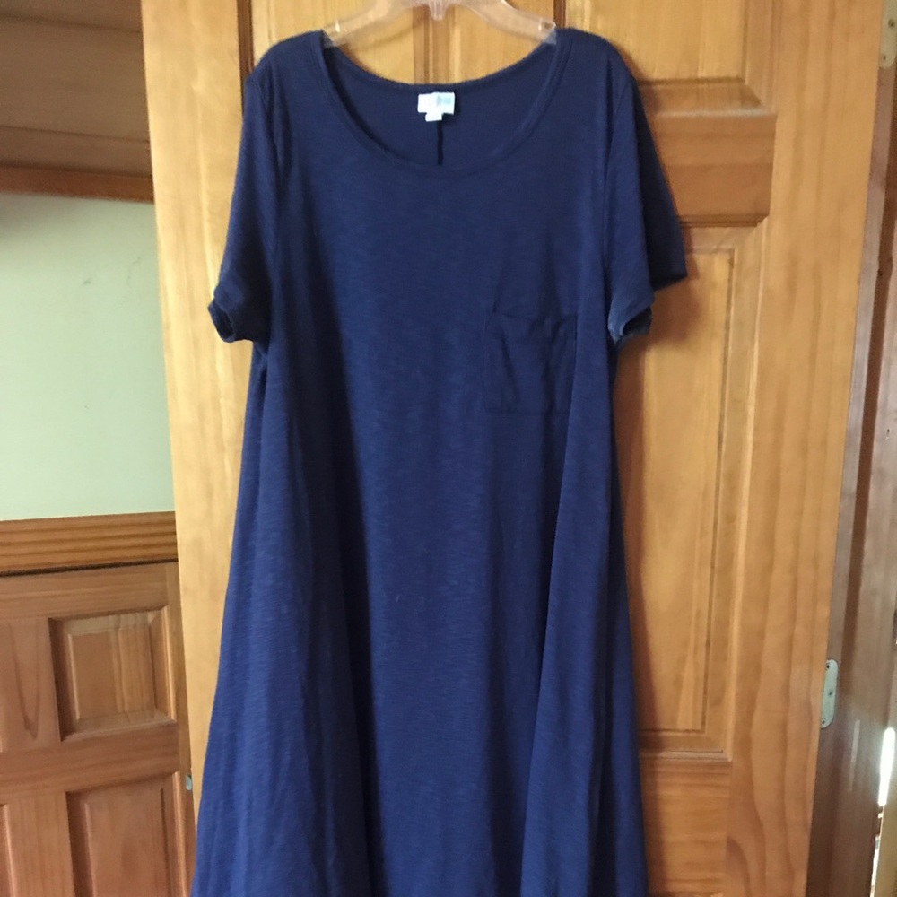 XL Navy Blue LuLaRoe Carly